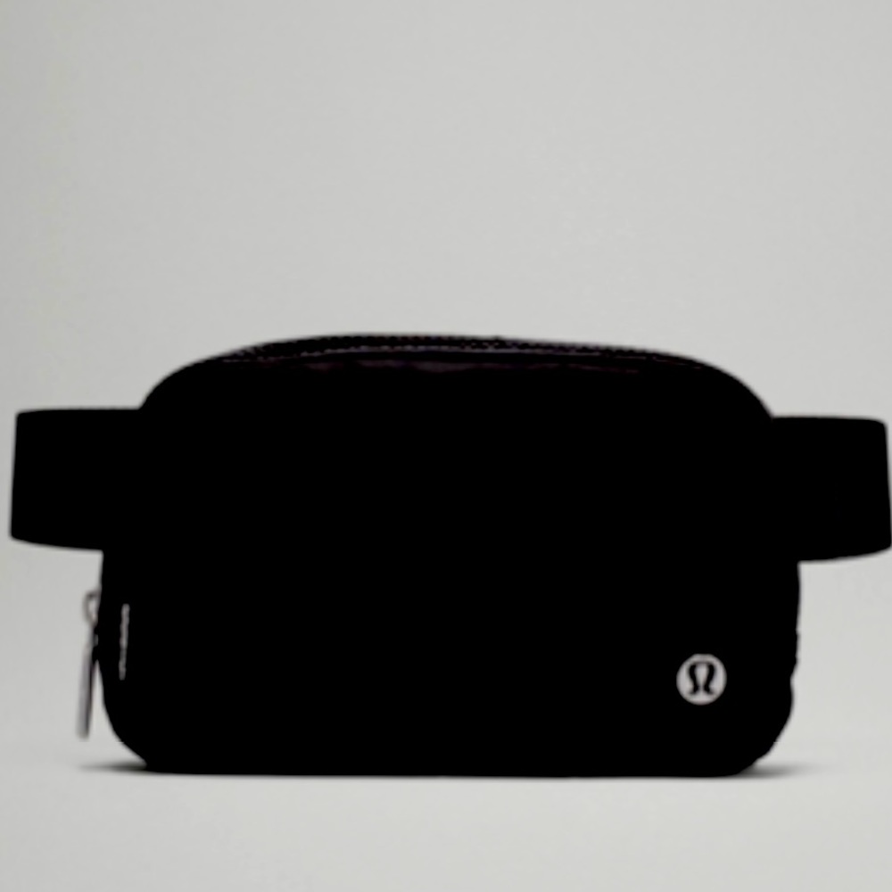 Black lululemon belt bag. New with tags